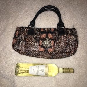 Insulated wine bottle tote/purse